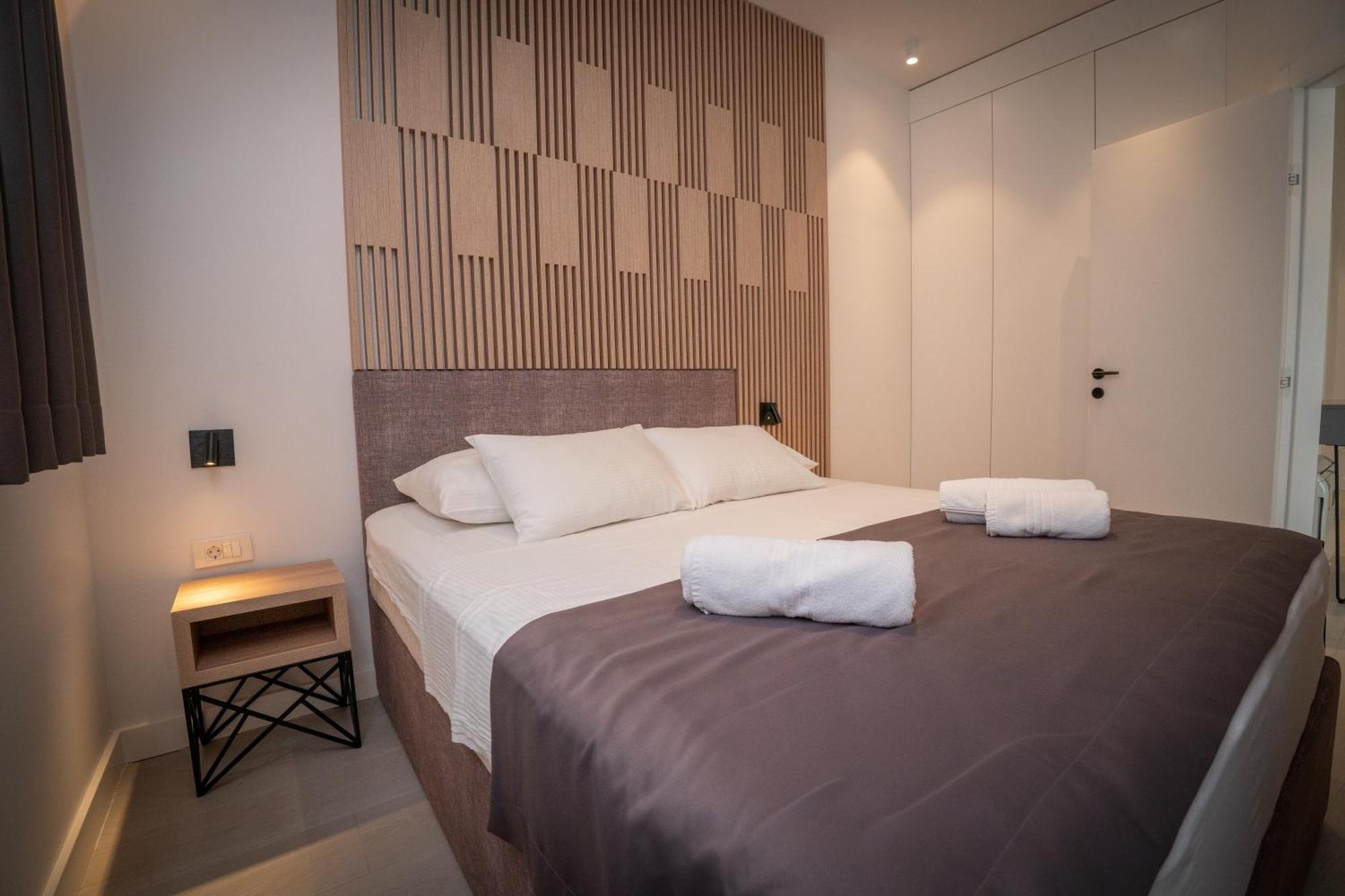 Malo More Resort Arbanija エクステリア 写真
